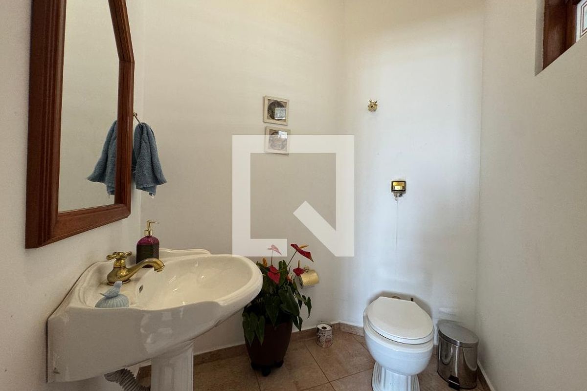 Casa, 6 quartos, 200 m² - Foto 45