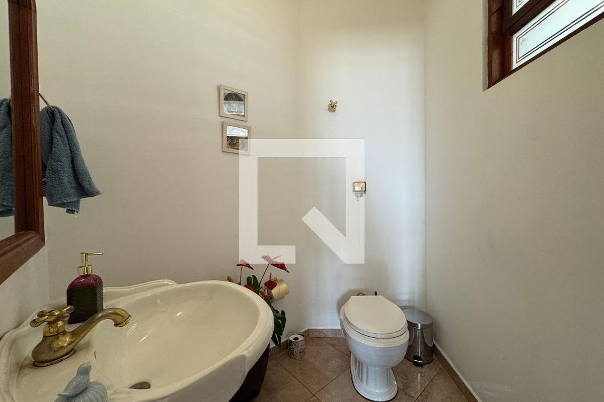 Casa, 6 quartos, 200 m² - Foto 44