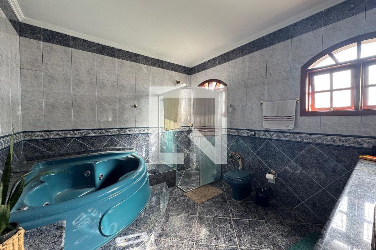 Casa, 6 quartos, 200 m² - Foto 65