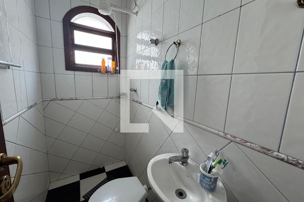 Casa, 6 quartos, 200 m² - Foto 31