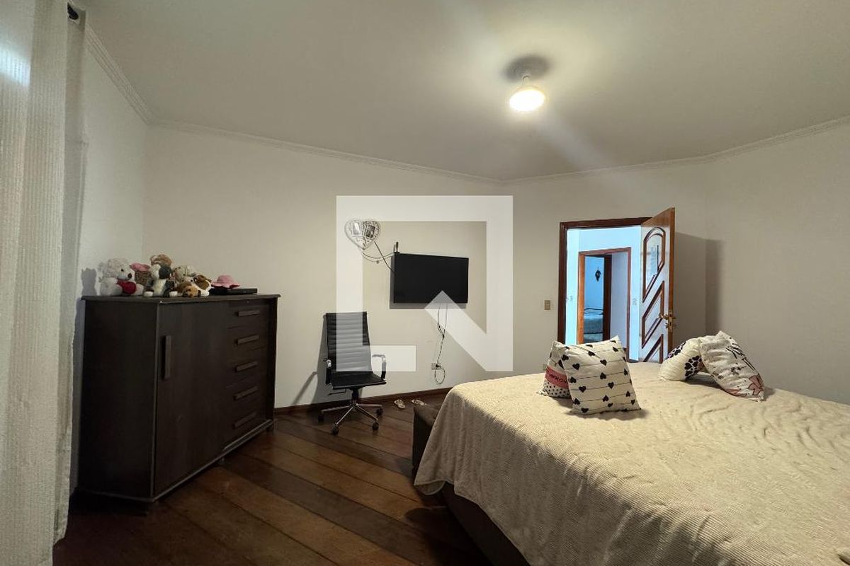 Casa, 6 quartos, 200 m² - Foto 68