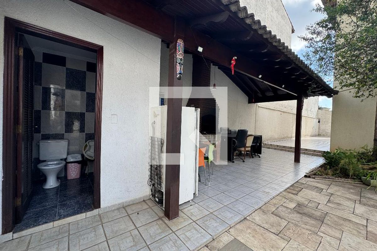 Casa, 6 quartos, 200 m² - Foto 13
