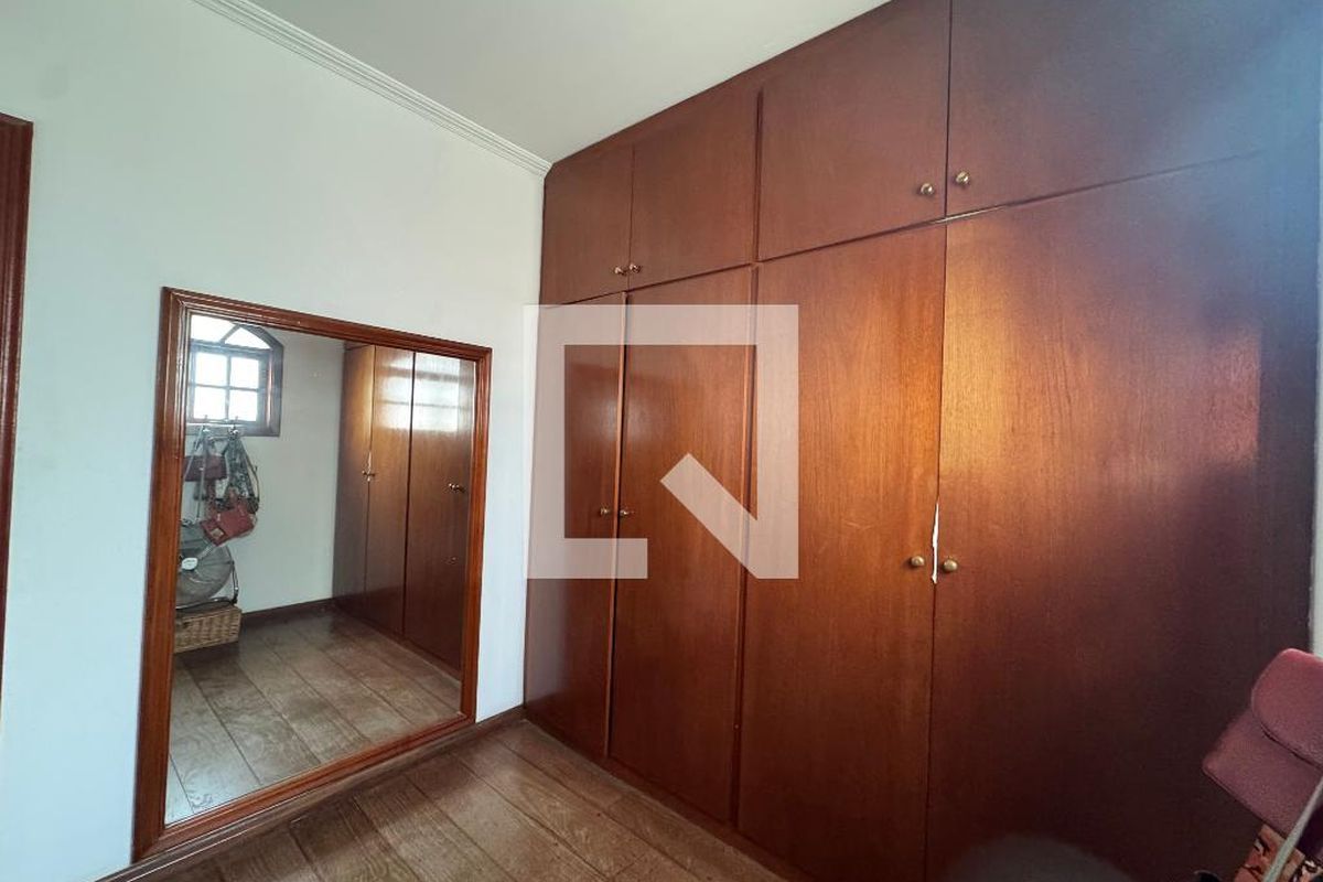 Casa, 6 quartos, 200 m² - Foto 66
