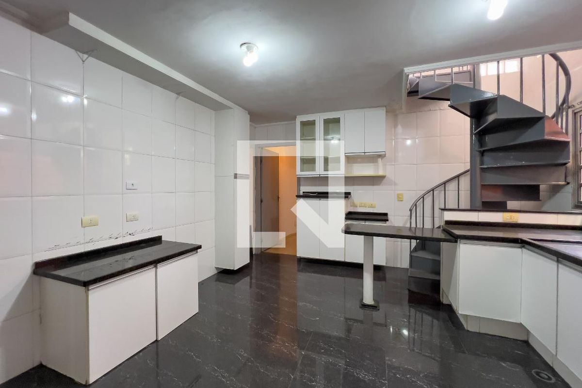Casa, 3 quartos, 190 m² - Foto 34