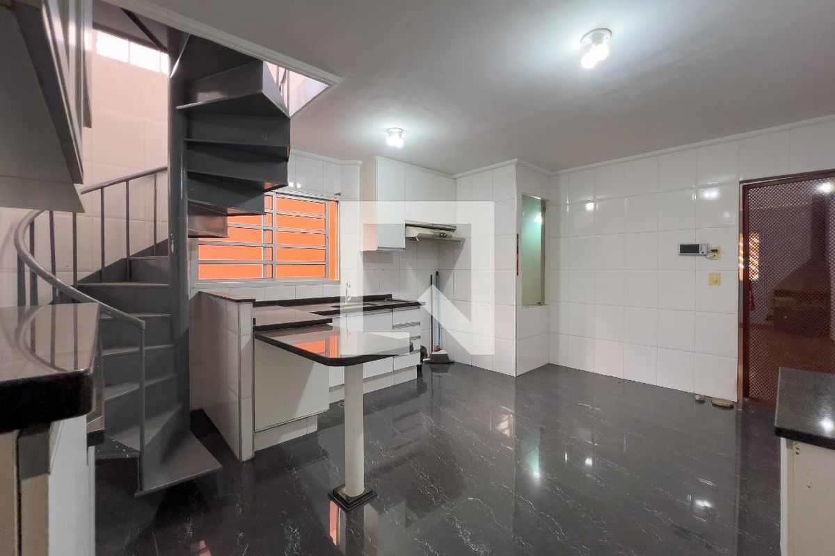 Casa, 3 quartos, 190 m² - Foto 35