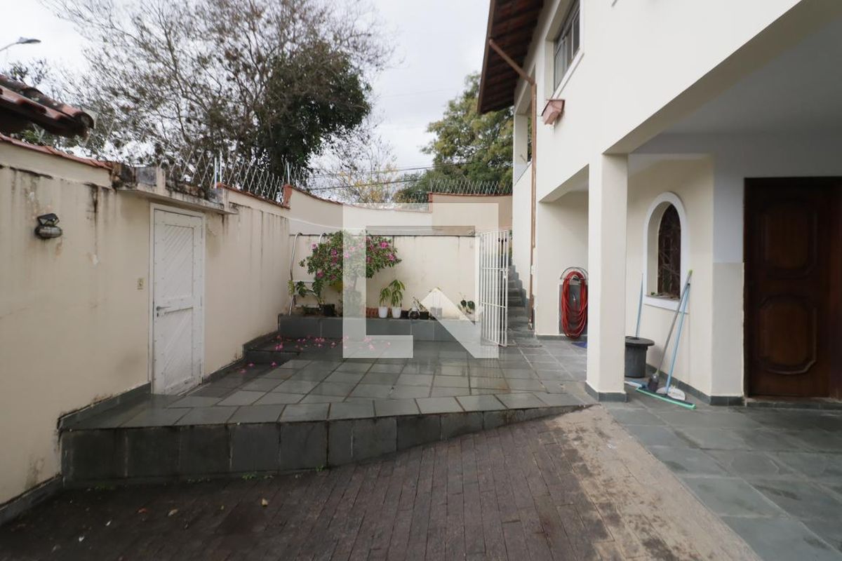 Casa, 6 quartos, 418 m² - Foto 47