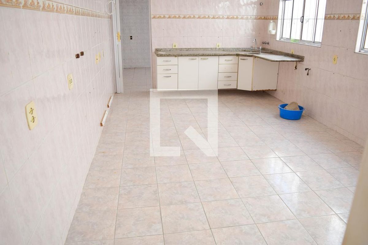 Casa, 2 quartos, 150 m² - Foto 16