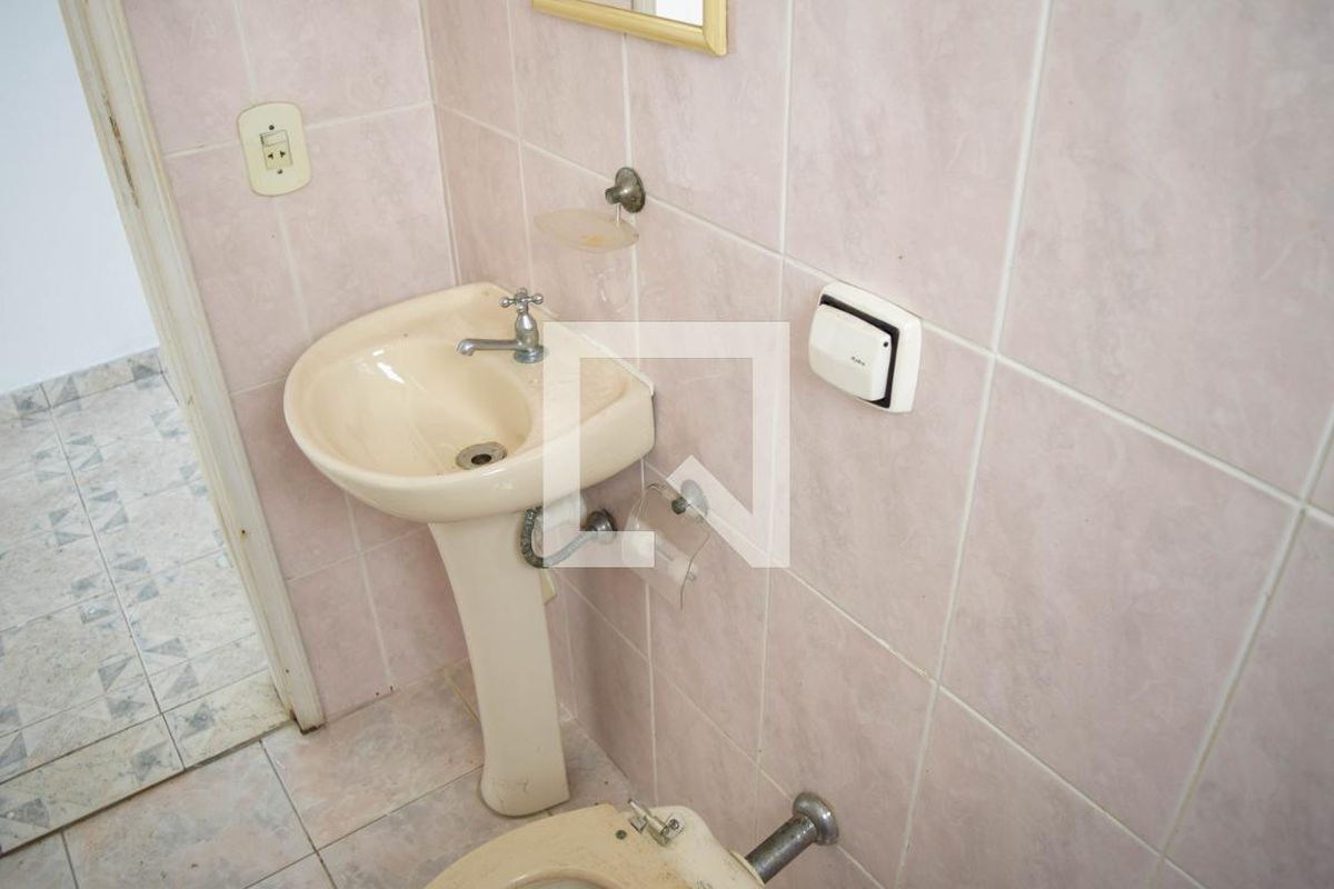 Casa, 2 quartos, 150 m² - Foto 13