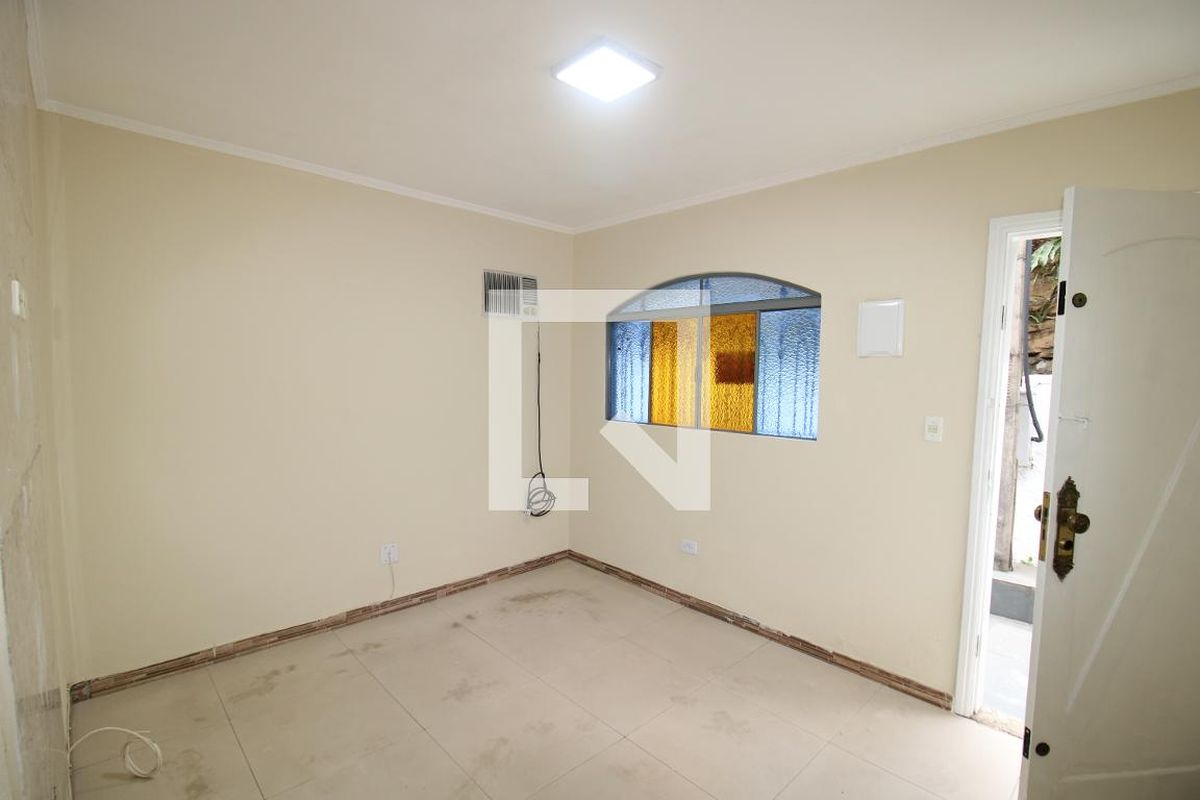 Casa, 2 quartos, 60 m² - Foto 1