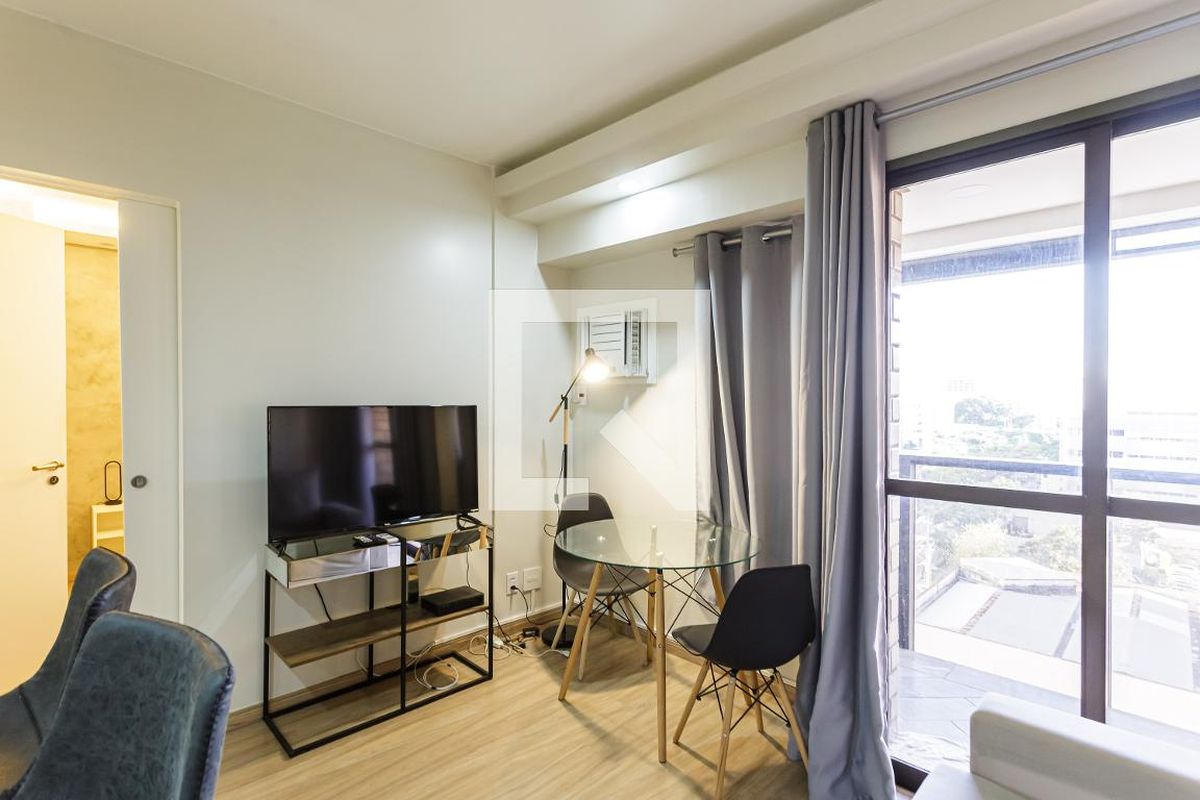 Apartamento, 1 quarto, 37 m² - Foto 1