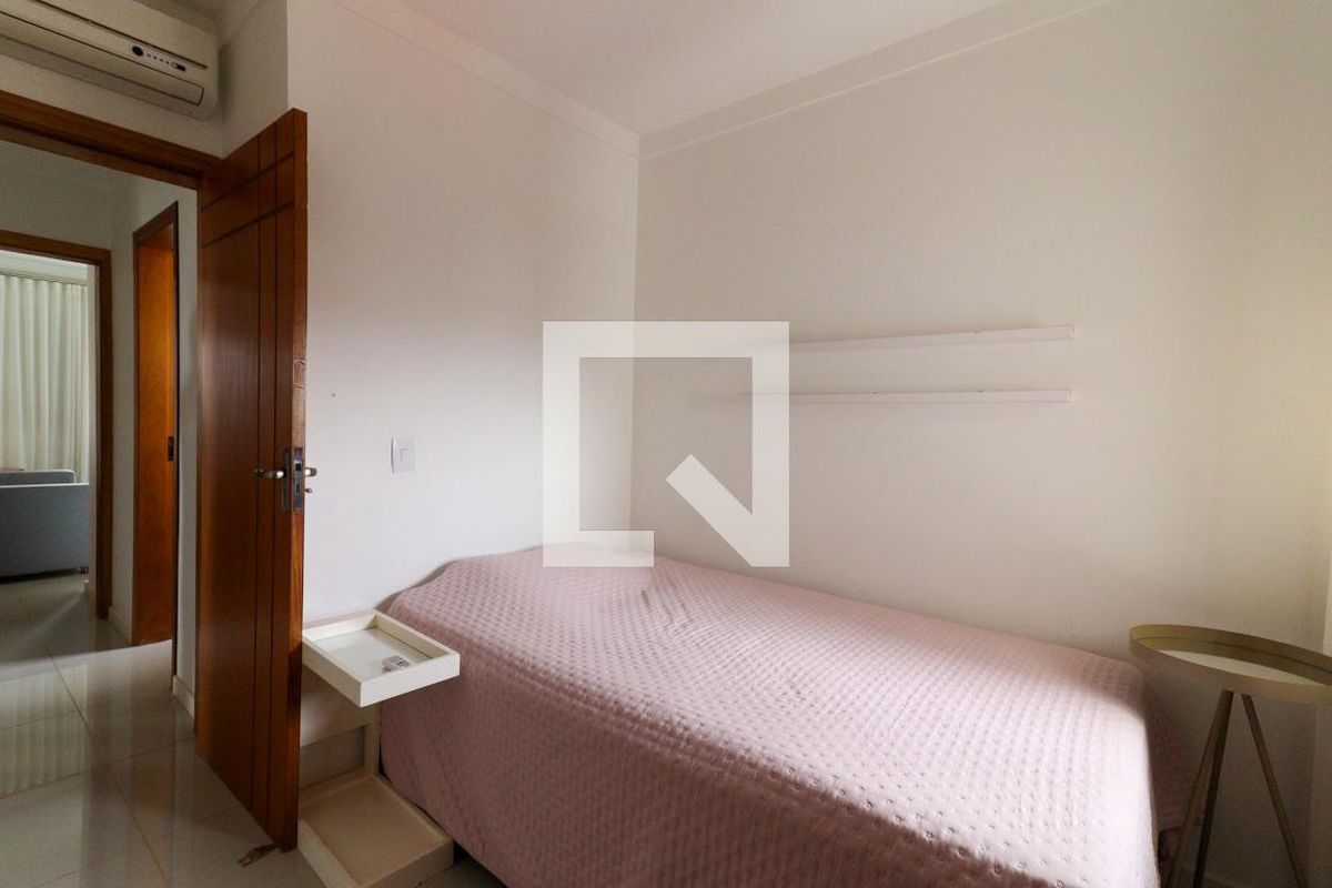Apartamento à Venda - Jardim Flamboyant, 4 Quartos,  136 m2 em , Campinas - sp | SoloBR