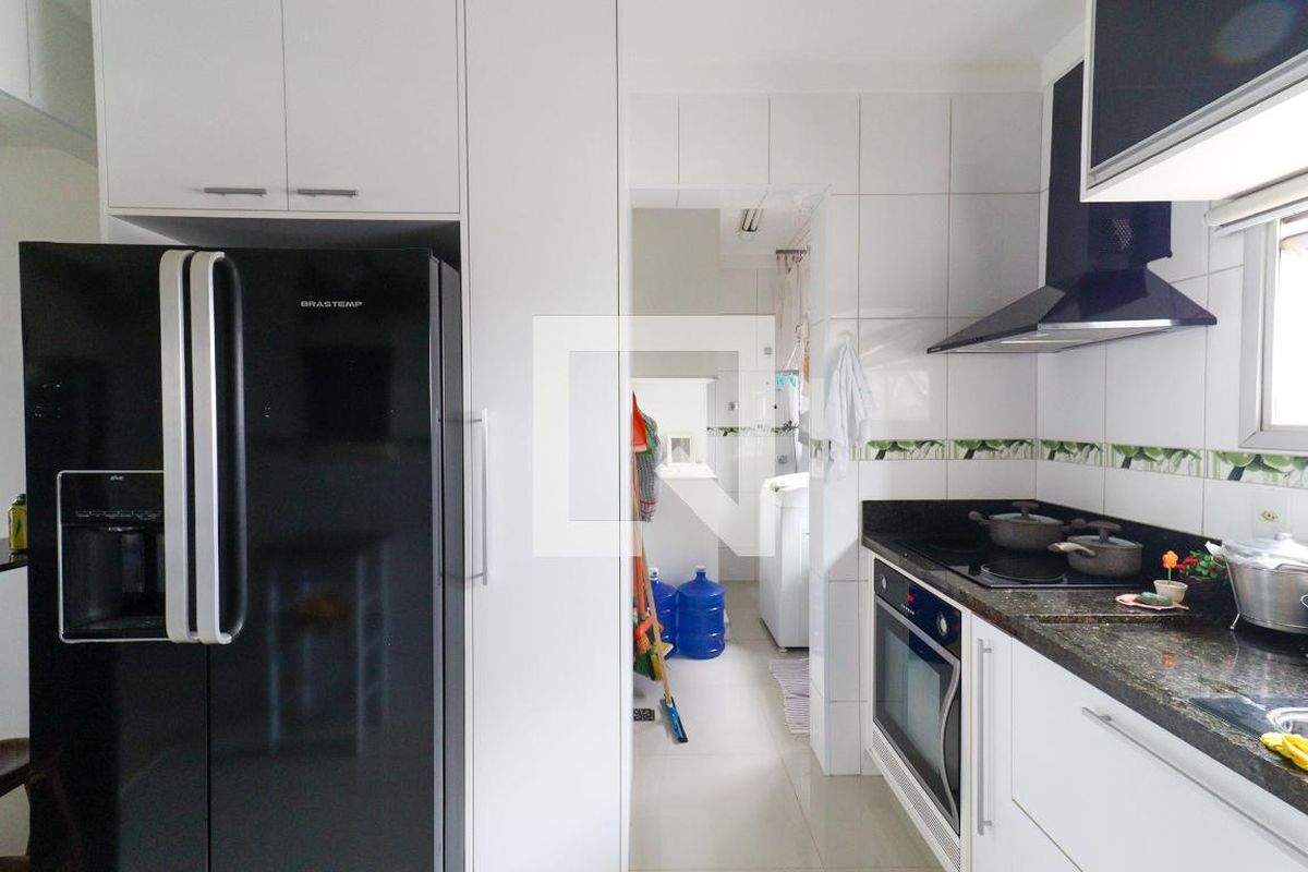 Apartamento à Venda - Jardim Flamboyant, 4 Quartos,  136 m2 em , Campinas - sp | SoloBR