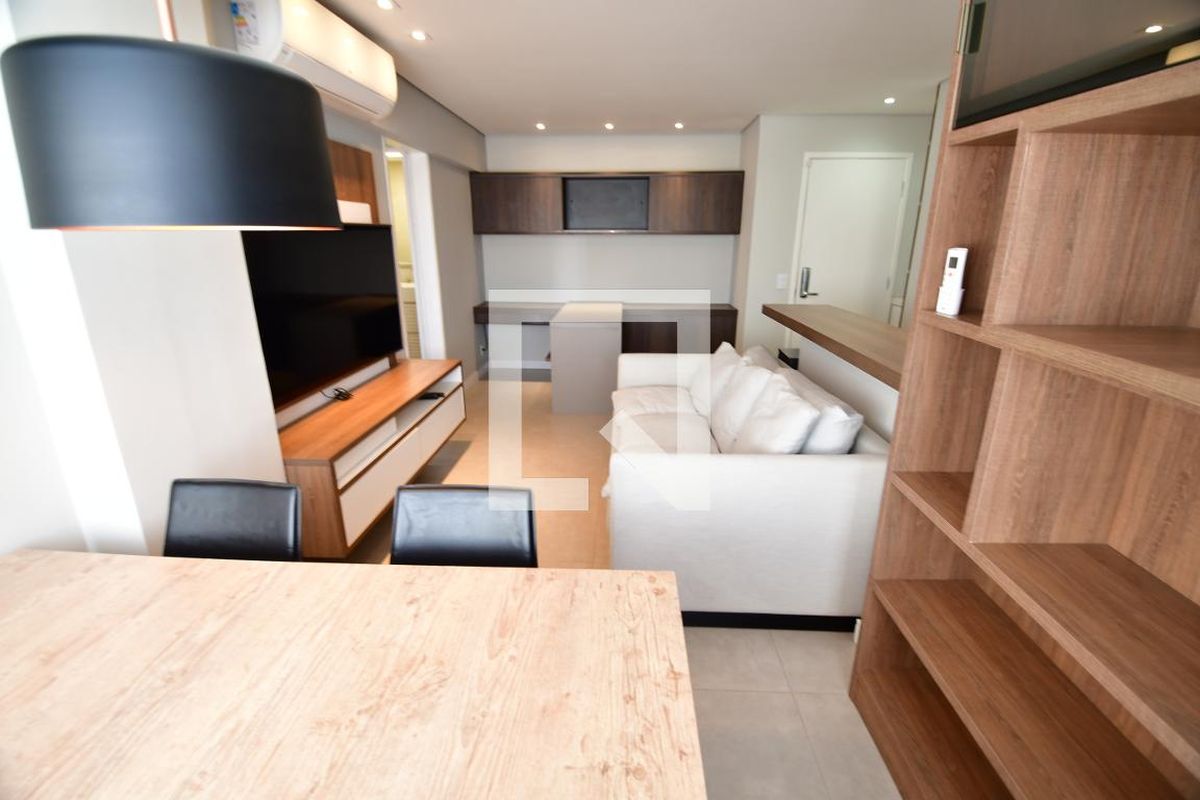 Apartamento à Venda - Centro, 1 Quarto,  47 m2 em , Campinas - sp | SoloBR