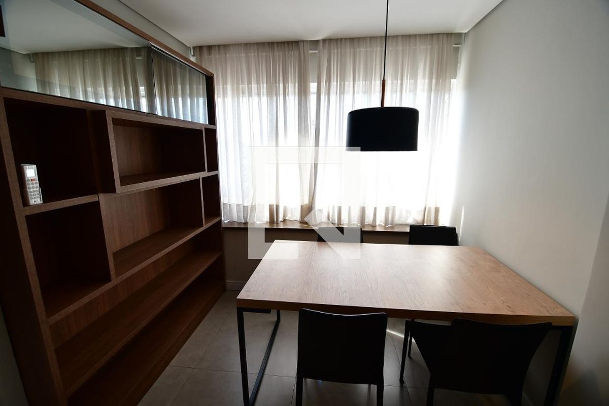 Apartamento à Venda - Centro, 1 Quarto,  47 m2 em , Campinas - sp | SoloBR
