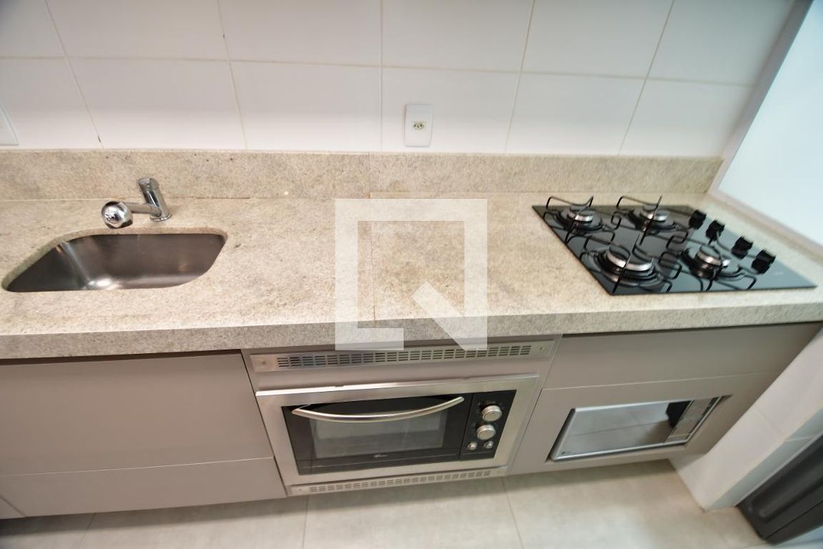 Apartamento à Venda - Centro, 1 Quarto,  47 m2 em , Campinas - sp | SoloBR