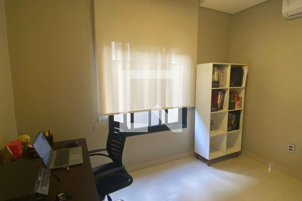 Casa à Venda - Swiss Park, 4 Quartos,  406 m2 em , Campinas - sp | SoloBR