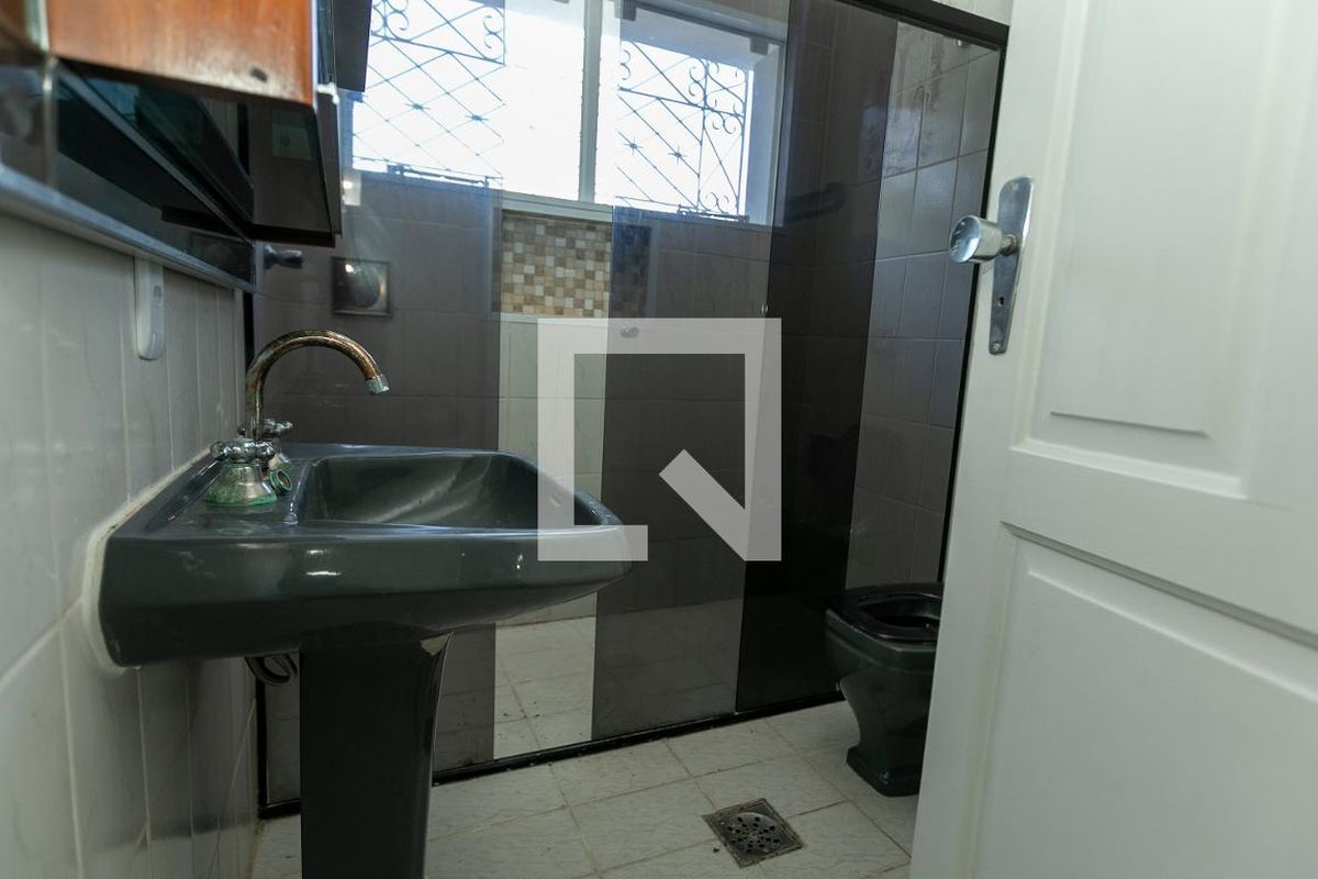 Casa à Venda - Guanabara, 3 Quartos,  198 m2 em , Campinas - sp | SoloBR