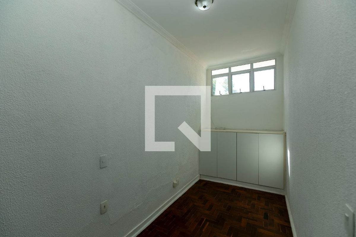 Casa à Venda - Guanabara, 3 Quartos,  198 m2 em , Campinas - sp | SoloBR