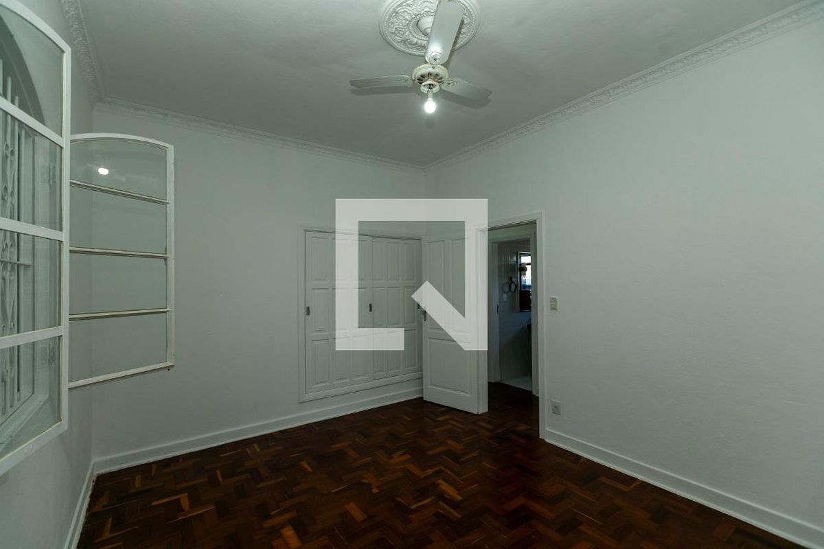 Casa à Venda - Guanabara, 3 Quartos,  198 m2 em , Campinas - sp | SoloBR