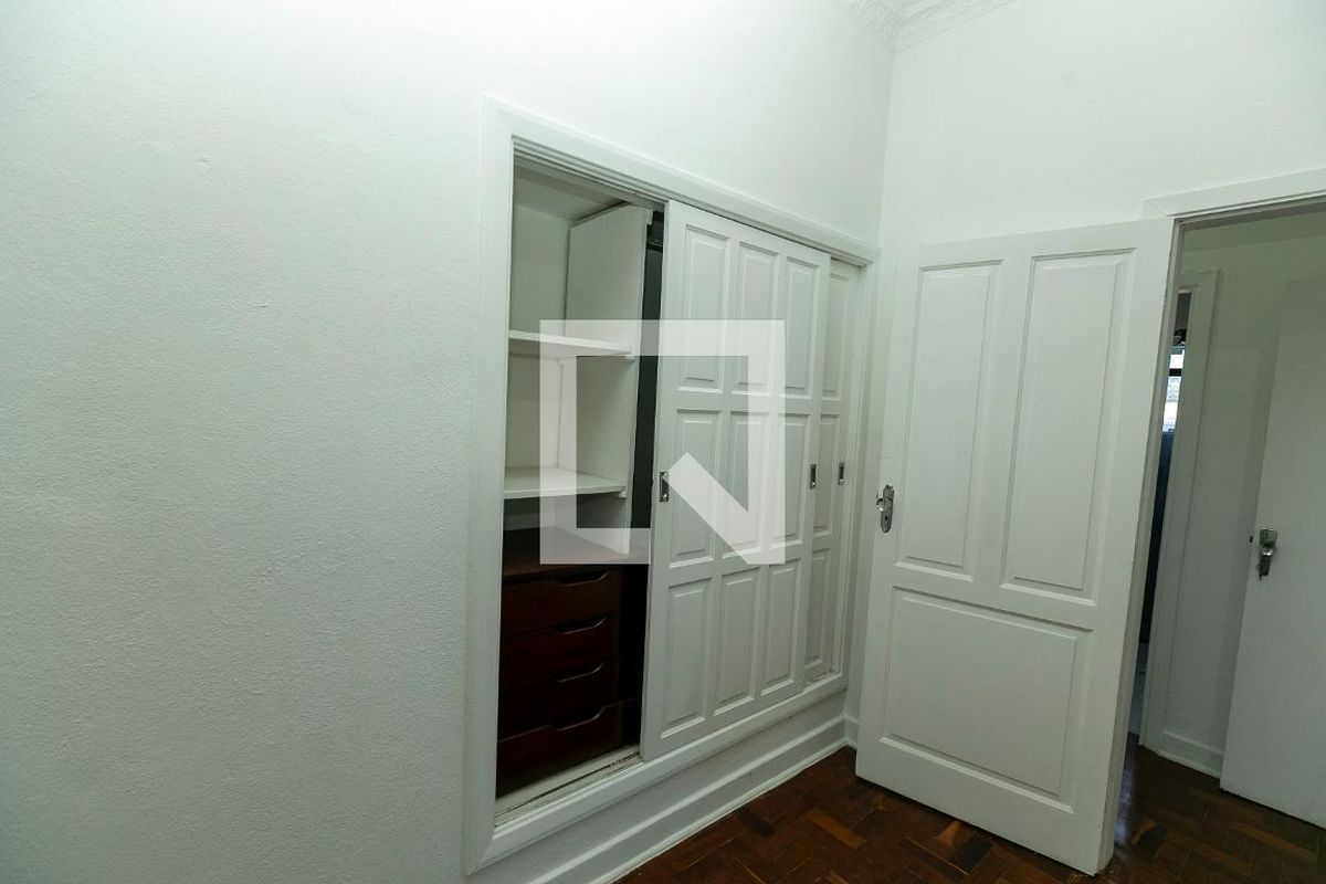 Casa à Venda - Guanabara, 3 Quartos,  198 m2 em , Campinas - sp | SoloBR