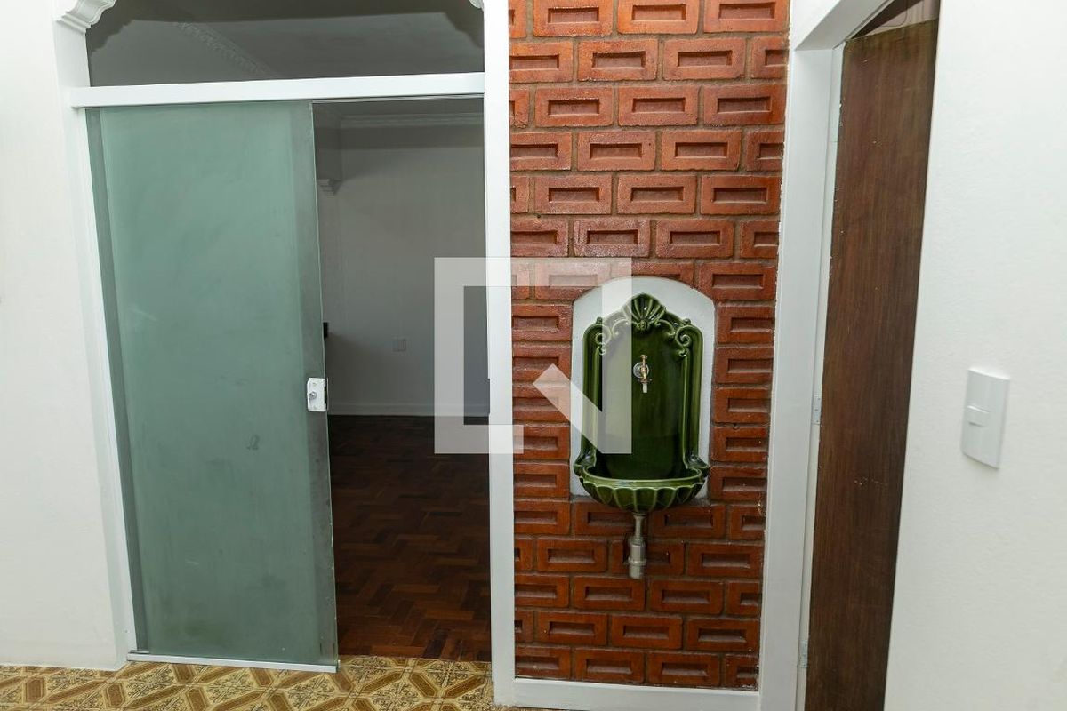 Casa à Venda - Guanabara, 3 Quartos,  198 m2 em , Campinas - sp | SoloBR