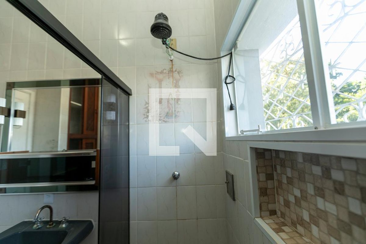 Casa à Venda - Guanabara, 3 Quartos,  198 m2 em , Campinas - sp | SoloBR