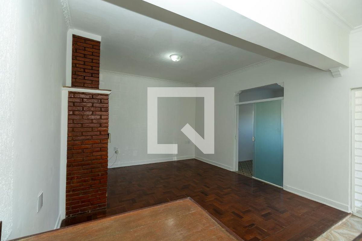 Casa à Venda - Guanabara, 3 Quartos,  198 m2 em , Campinas - sp | SoloBR