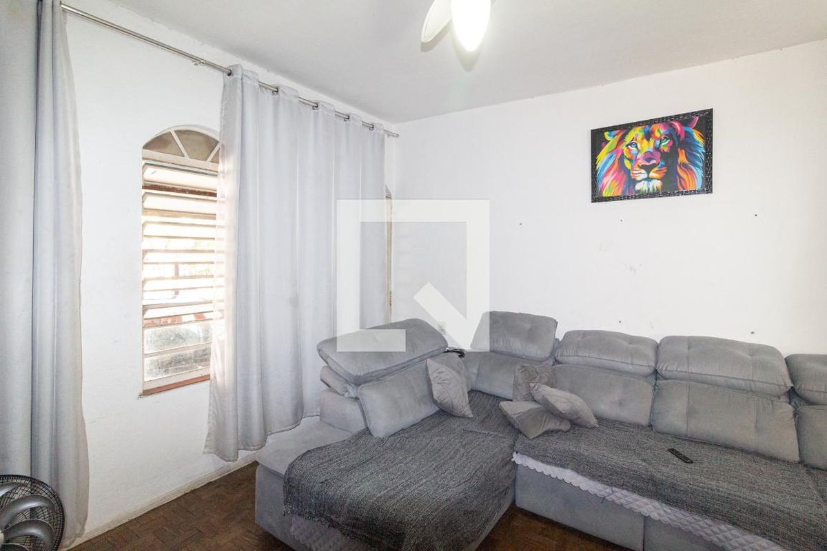 Casa, 2 quartos, 329 m² - Foto 1