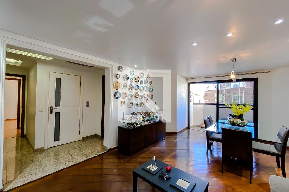 Apartamento, 3 quartos, 168 m² - Foto 2