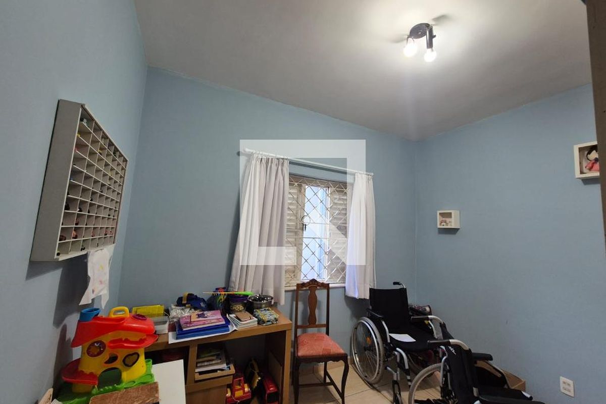 Casa à Venda - Jardim Santana, 3 Quartos,  360 m2 em , Campinas - sp | SoloBR