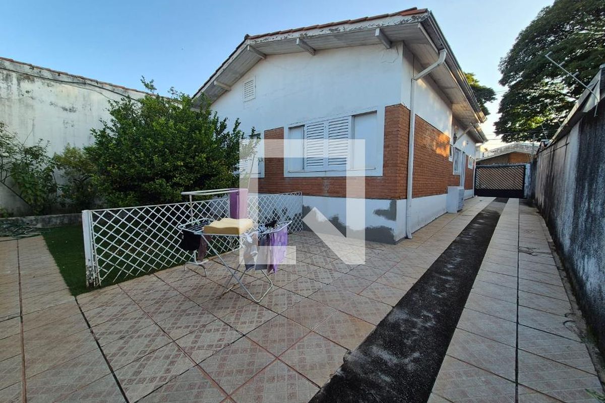 Casa à Venda - Jardim Santana, 3 Quartos,  360 m2 em , Campinas - sp | SoloBR