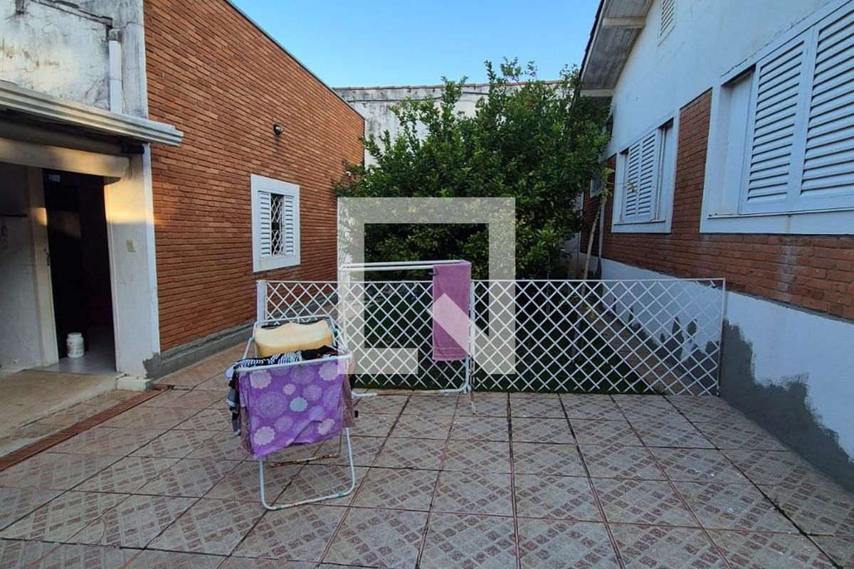 Casa à Venda - Jardim Santana, 3 Quartos,  360 m2 em , Campinas - sp | SoloBR