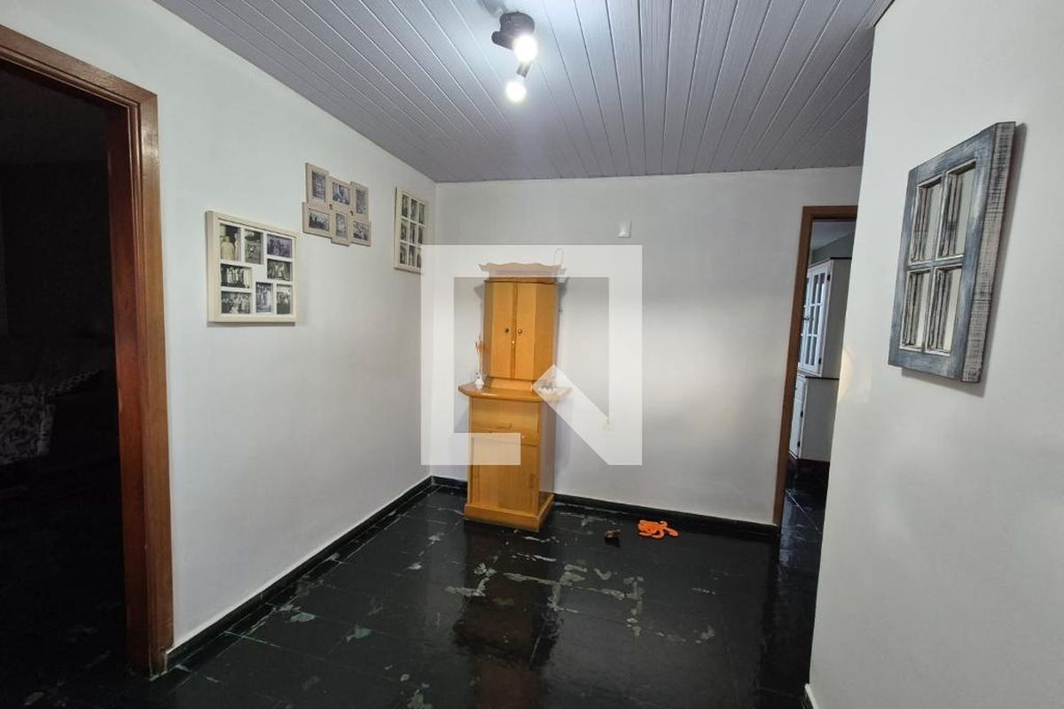Casa à Venda - Jardim Santana, 3 Quartos,  360 m2 em , Campinas - sp | SoloBR