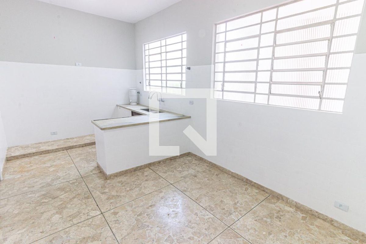 Casa, 3 quartos, 230 m² - Foto 29