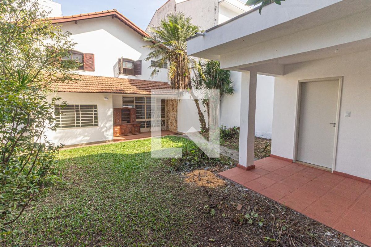 Casa, 3 quartos, 230 m² - Foto 48