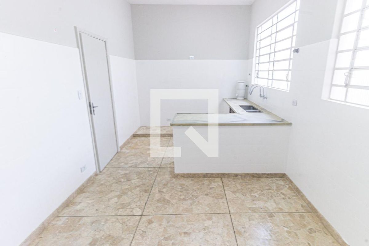 Casa, 3 quartos, 230 m² - Foto 30