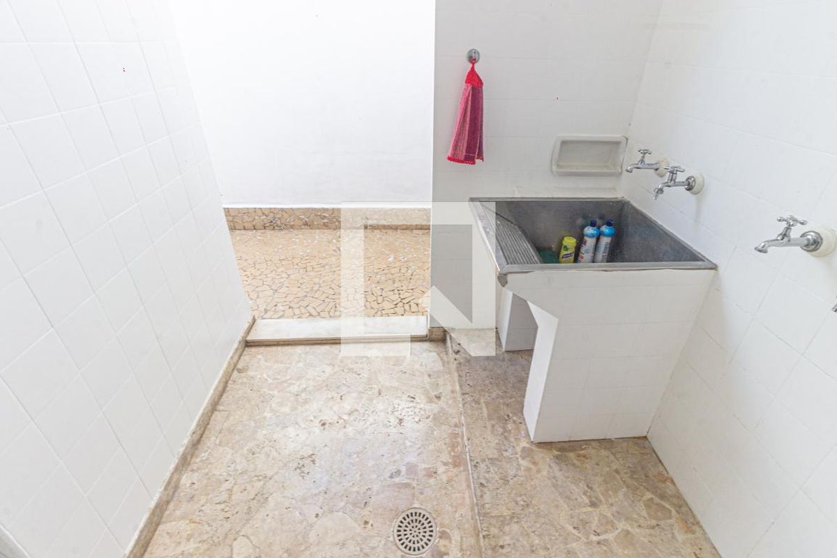 Casa, 3 quartos, 230 m² - Foto 34