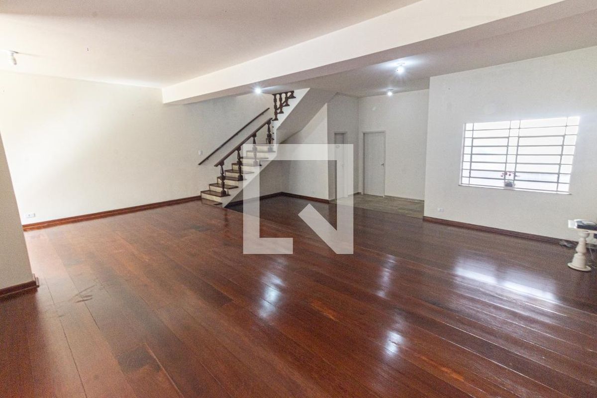 Casa, 3 quartos, 230 m² - Foto 4