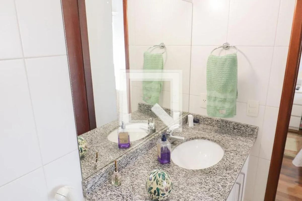 Casa, 3 quartos, 210 m² - Foto 30