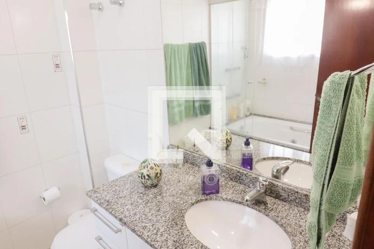 Casa, 3 quartos, 210 m² - Foto 28