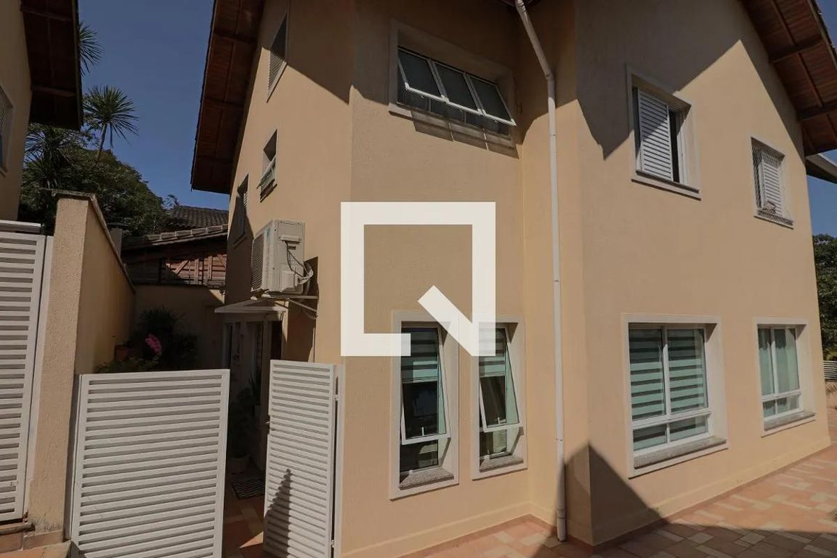 Casa, 3 quartos, 210 m² - Foto 38