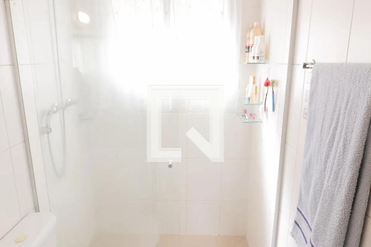 Casa, 3 quartos, 210 m² - Foto 35