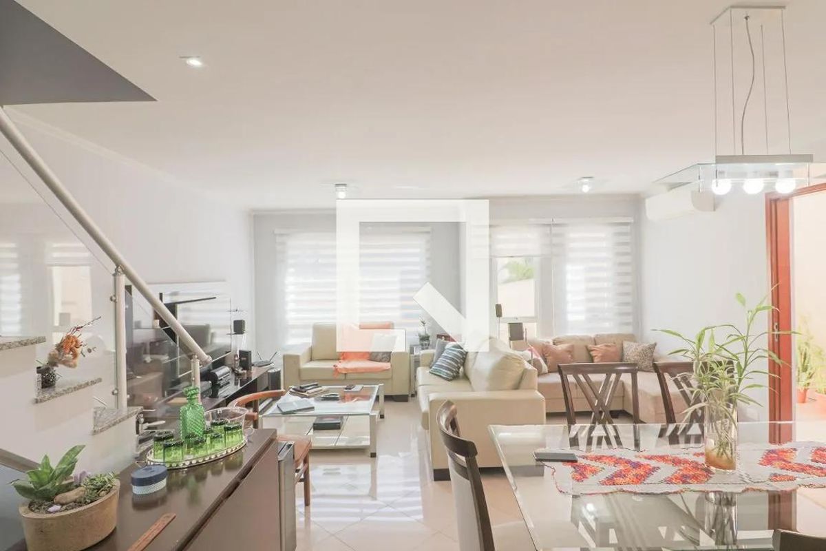 Casa, 3 quartos, 210 m² - Foto 2