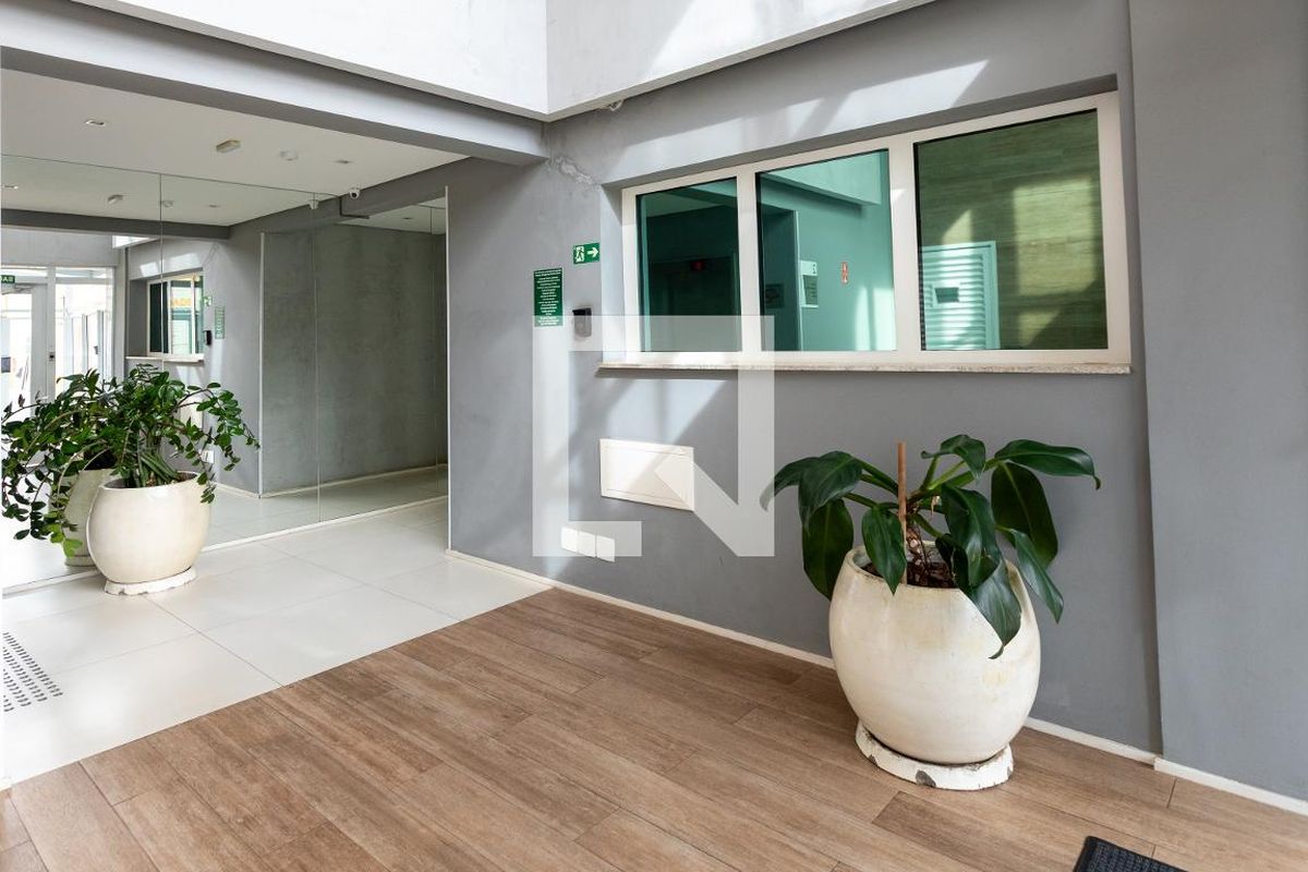 Apartamento à Venda - Bosque, 1 Quarto,  46 m2 em , Campinas - sp | SoloBR