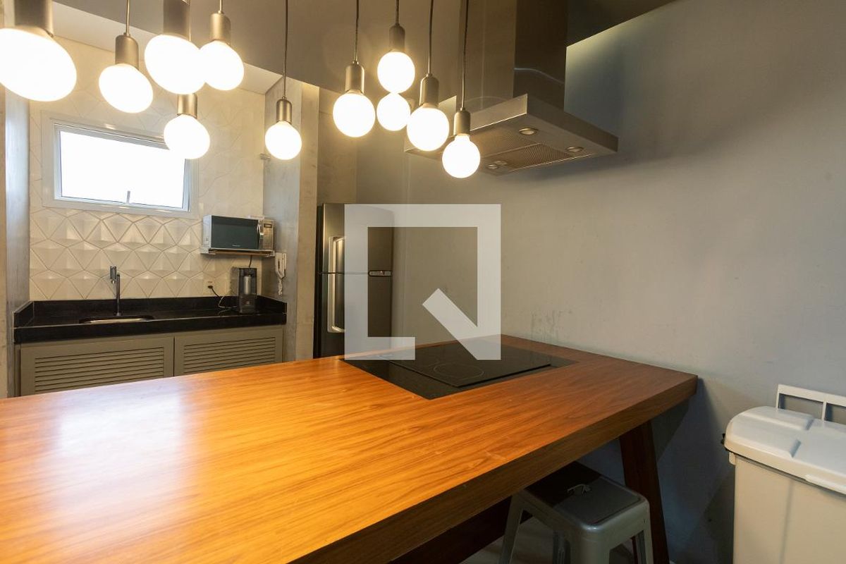 Apartamento à Venda - Bosque, 1 Quarto,  46 m2 em , Campinas - sp | SoloBR