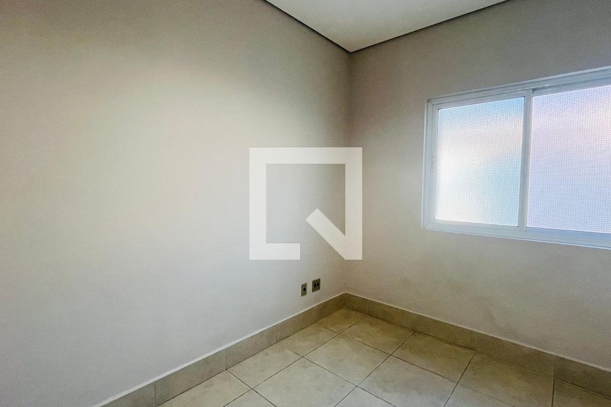Casa à Venda - Bosque, 2 Quartos,  139 m2 em , Campinas - sp | SoloBR