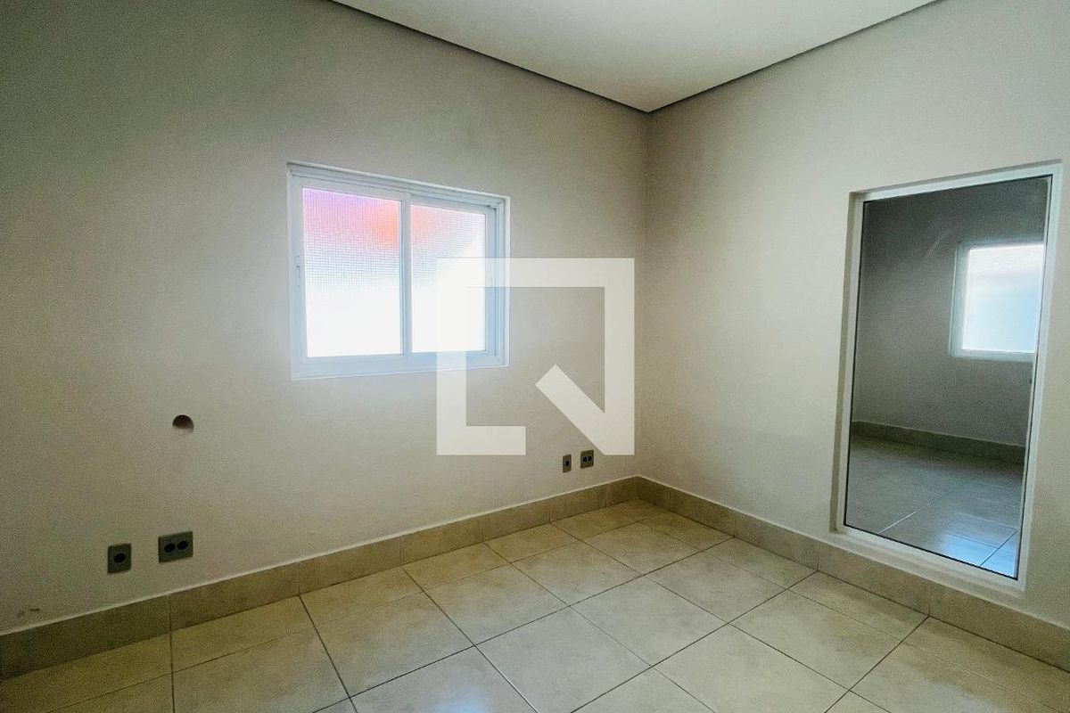 Casa à Venda - Bosque, 2 Quartos,  139 m2 em , Campinas - sp | SoloBR
