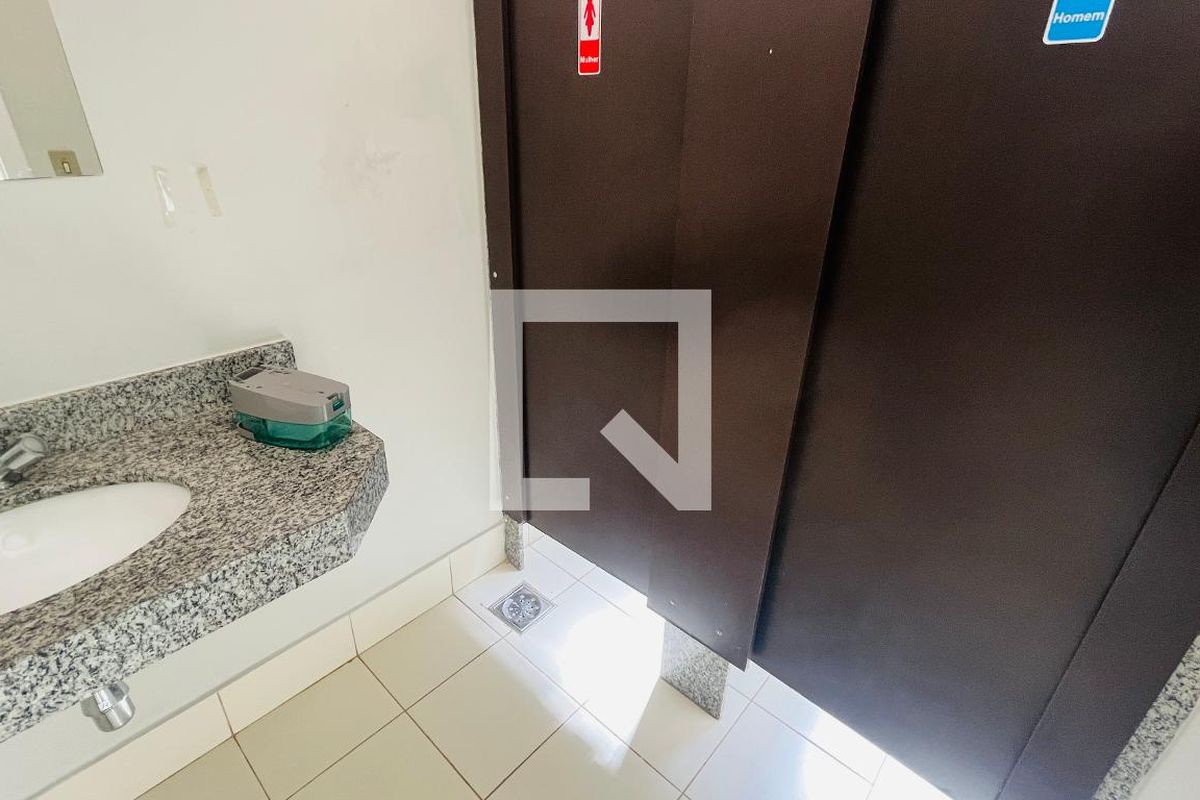 Casa à Venda - Bosque, 2 Quartos,  139 m2 em , Campinas - sp | SoloBR