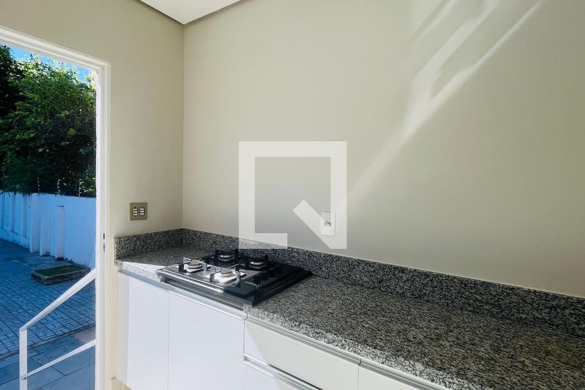 Casa à Venda - Bosque, 2 Quartos,  139 m2 em , Campinas - sp | SoloBR
