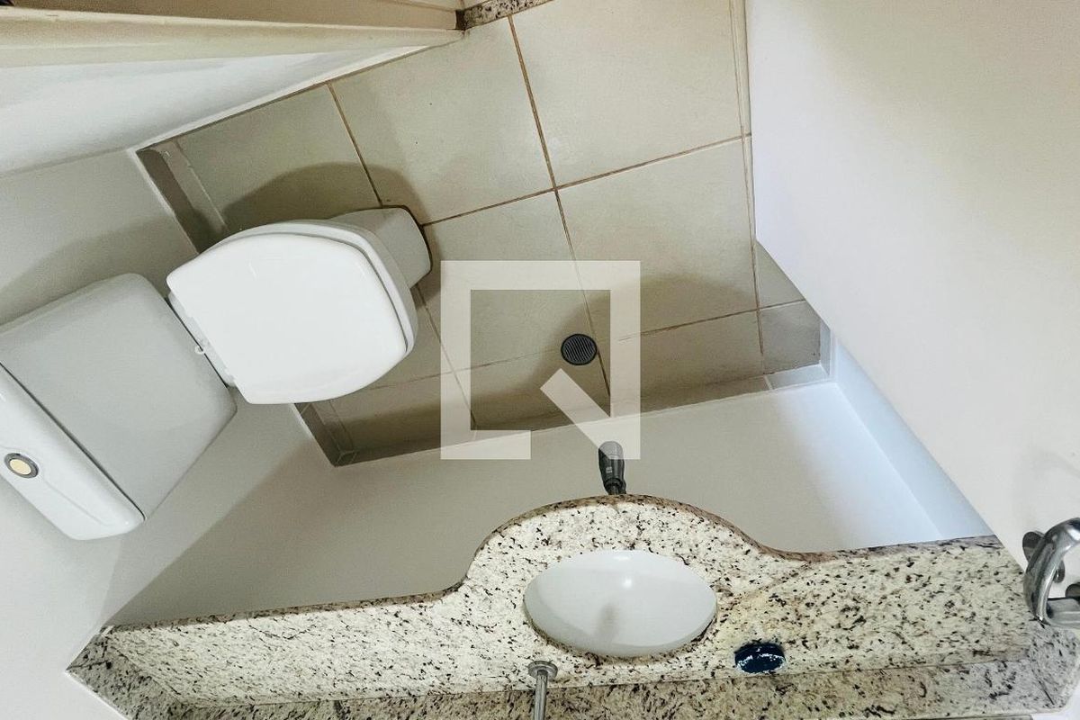 Apartamento à Venda - Lot. Alphaville Campinas, 4 Quartos,  137 m2 em , Campinas - sp | SoloBR